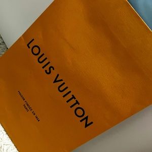 Small Louis Vuitton gift bag